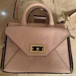 Pale pink with sparkle purse